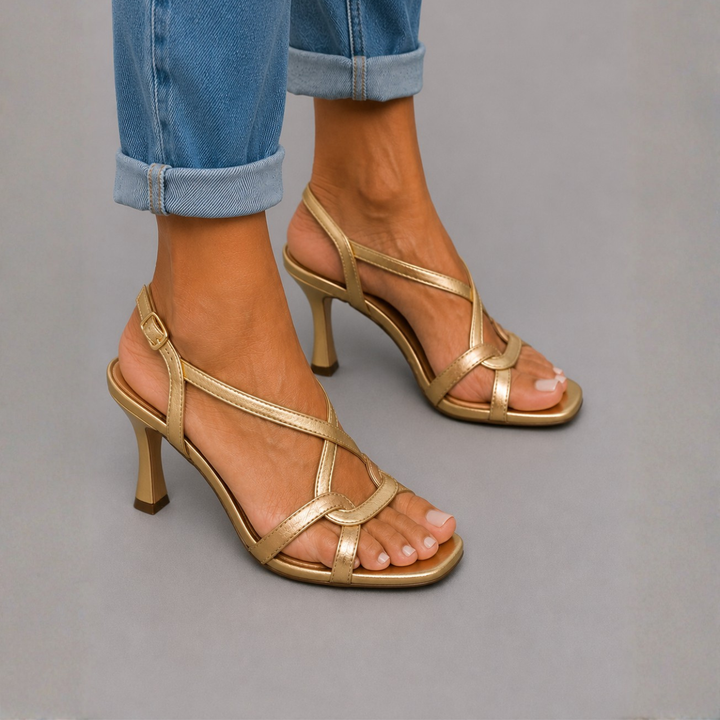 Soleil™ | Goldene Sandalen, Sommerlicher Charme