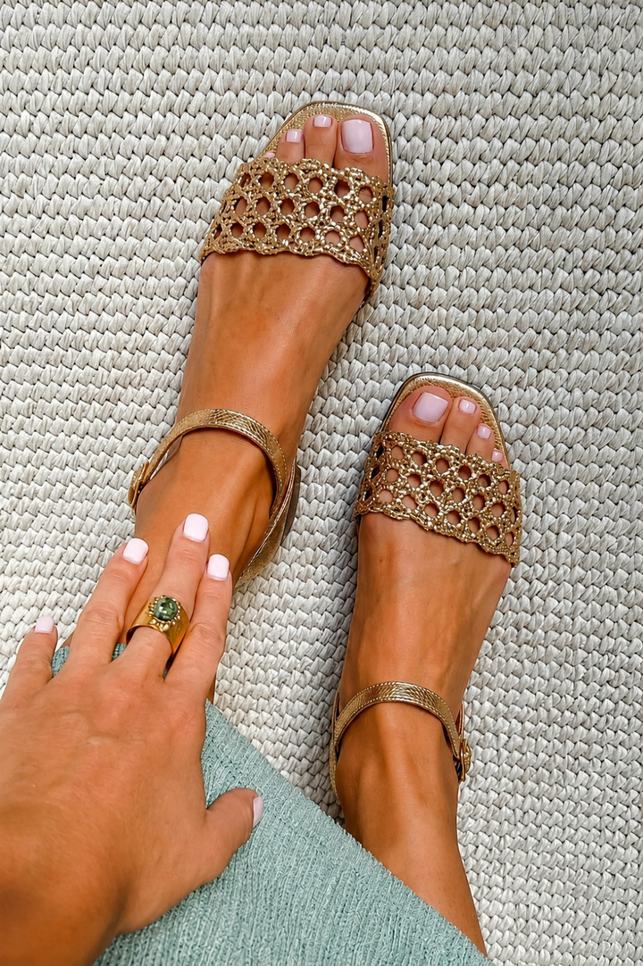Aurora™ | Goldene Sandalen Sommerzauber
