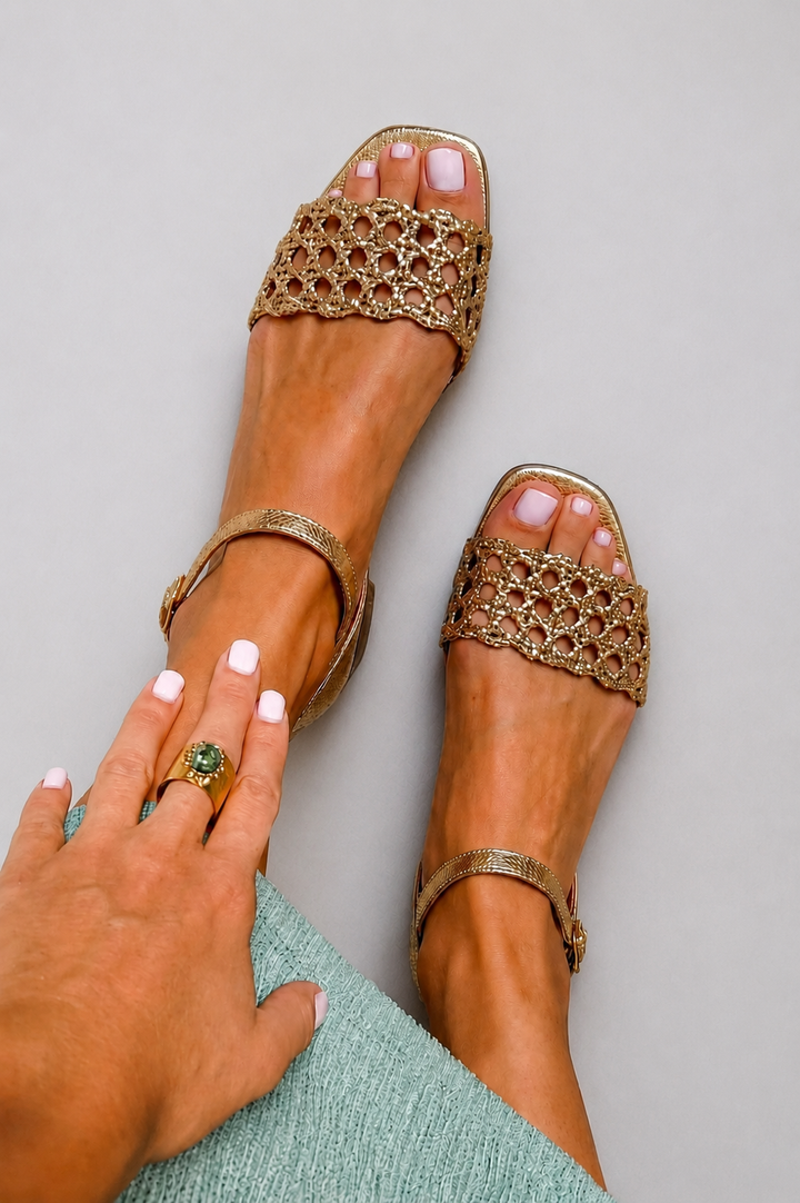 Aurora™ | Goldene Sandalen Sommerzauber