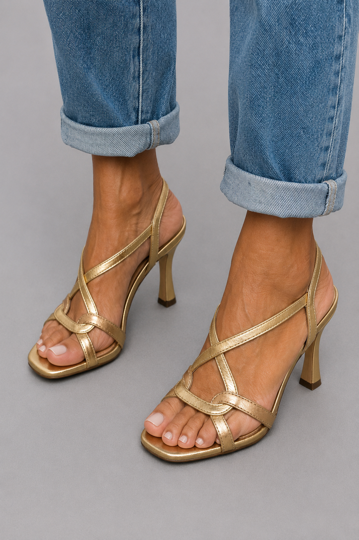 Soleil™ | Goldene Sandalen, Sommerlicher Charme