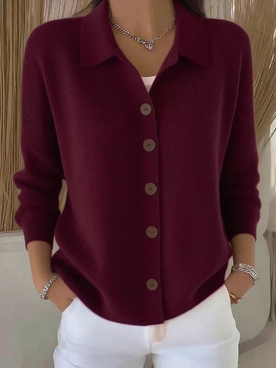 Ursula | Strickjacke mit Schalkragen und Knöpfen