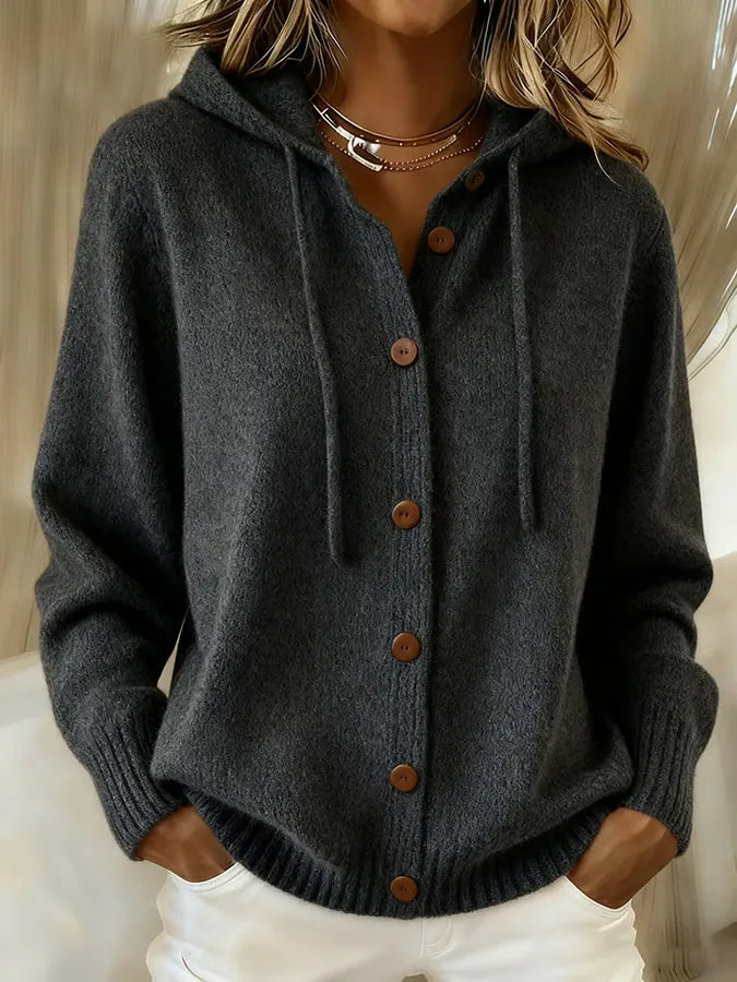 Gisela | Strickjacke mit Kapuze und Knopfleiste