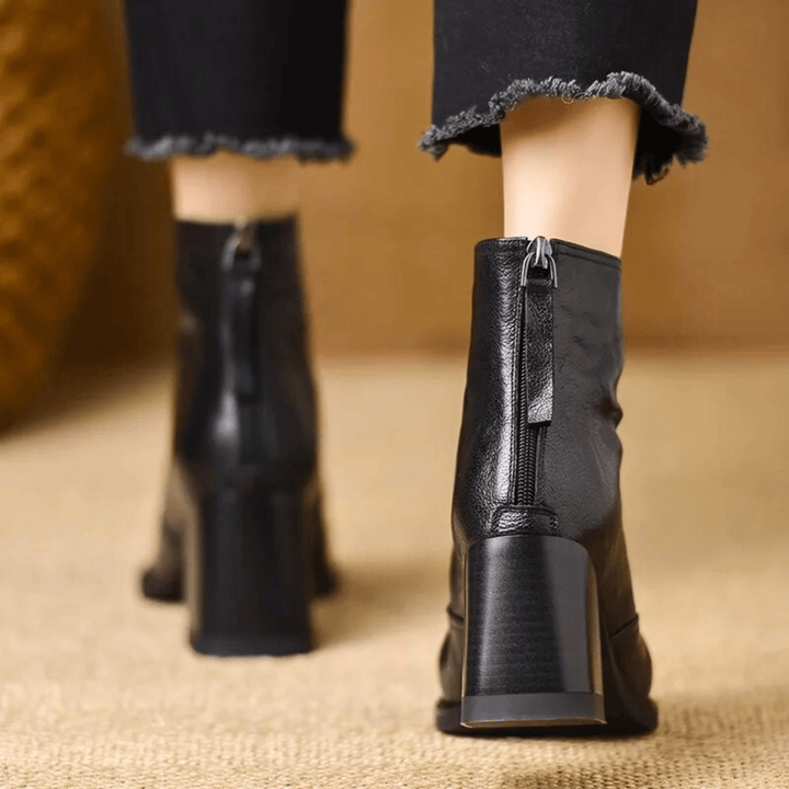 Klaudia - Luxuriöse Stiefeletten mit mittelhohem Absatz